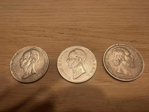 3 mooi oude zilveren rijksdaalders (Willem II en III)