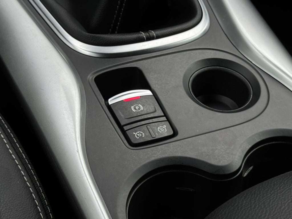 Renault Kadjar 1.2 tce intens | trekhaak | navigatie | camera | cruise & cl