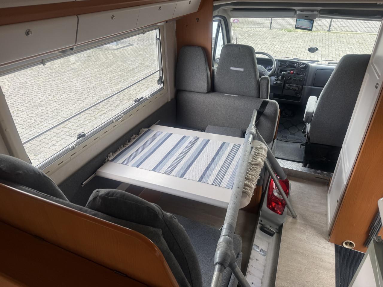 Adriatik 640DS Coral (meeneemprijsje, nieuwe APK)