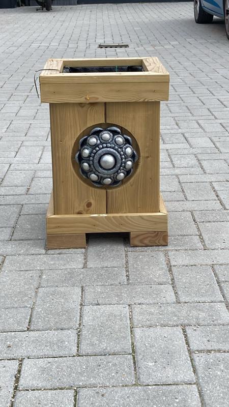 Zeeuwse knop bloembak L32 x B35 x H45 10jr. Jubileumactie