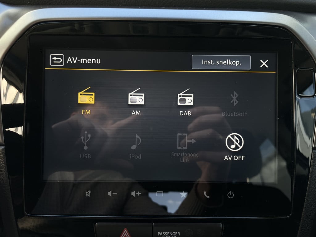 Suzuki Vitara 1.4 boosterjet select smart hybrid