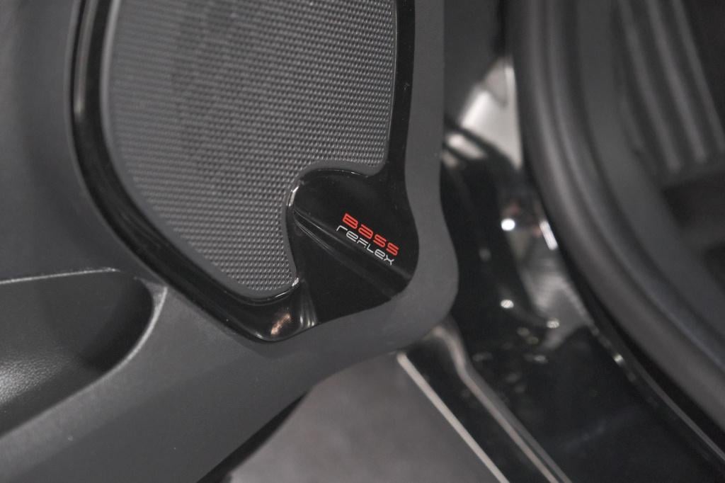 Renault Clio estate tce 90 intens | navigatie | parkeersensoren | climate c