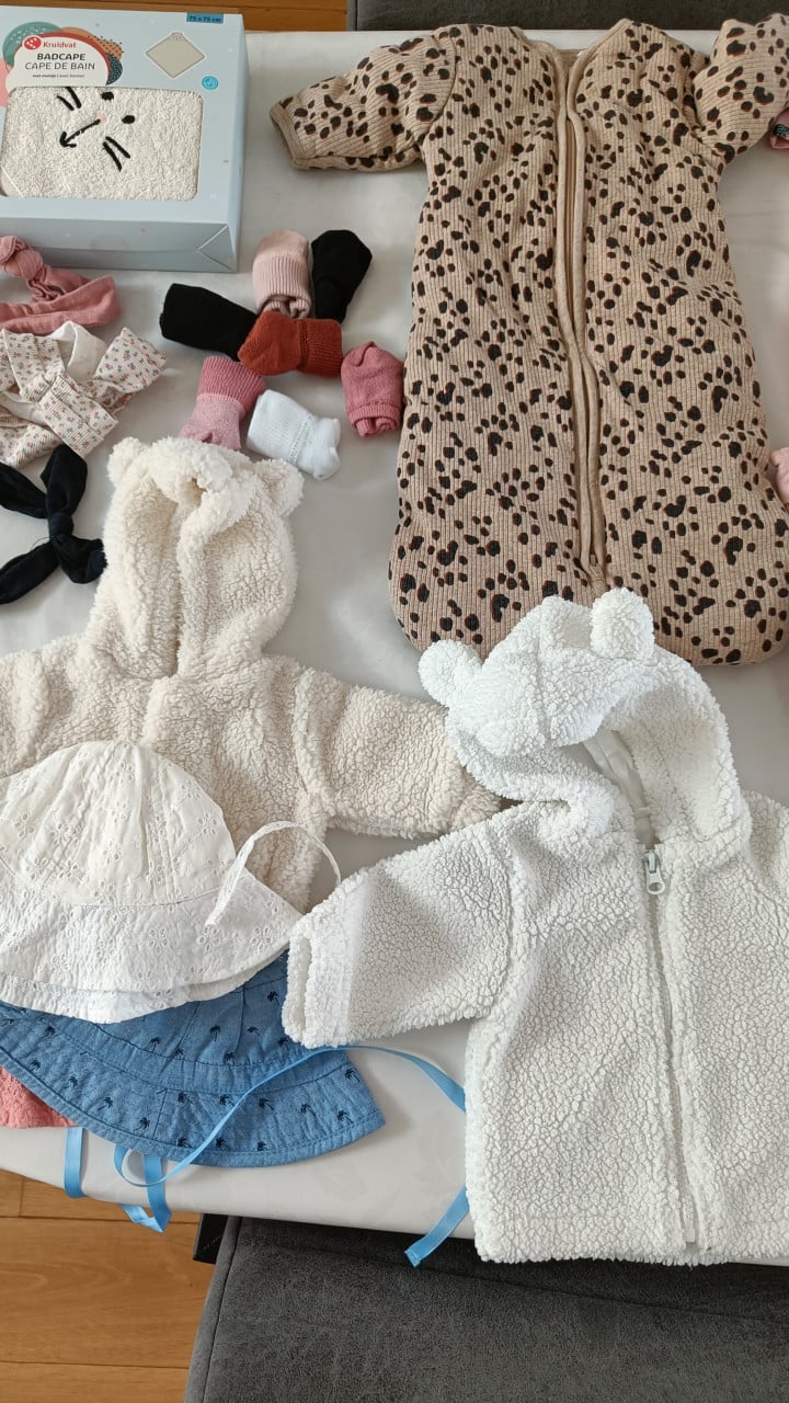 62 delig Meisjes kledingpakket maat 56-62-68