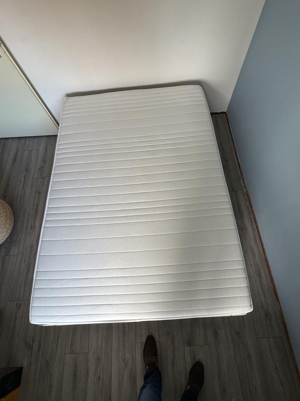 BADENIA TRENDLINE 7-zones pocketveringmatras 1000 (140 x 200 cm, Medium)