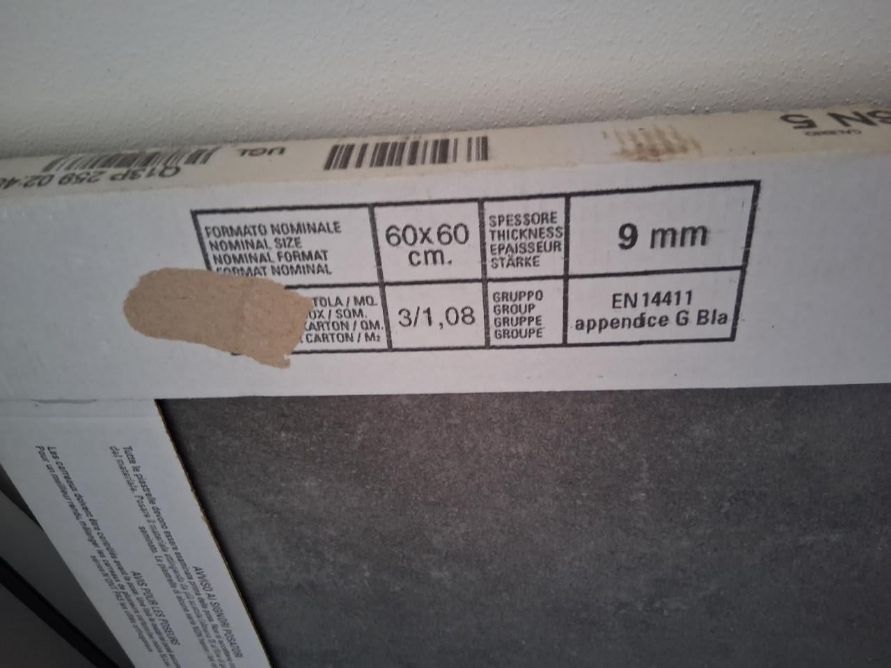 Te koop : 12 vloertegels