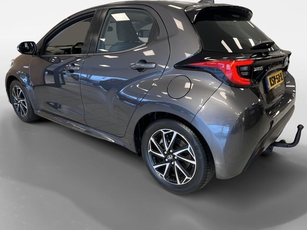 Toyota Yaris 1.5 hyb. 115 first e