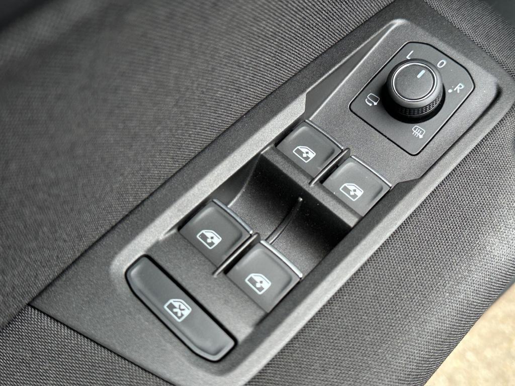 Volkswagen Touran 1.5 tsi 150pk dsg highline 7-persoons | dode hoek | virtu