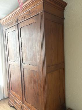 Grote houten kast teab