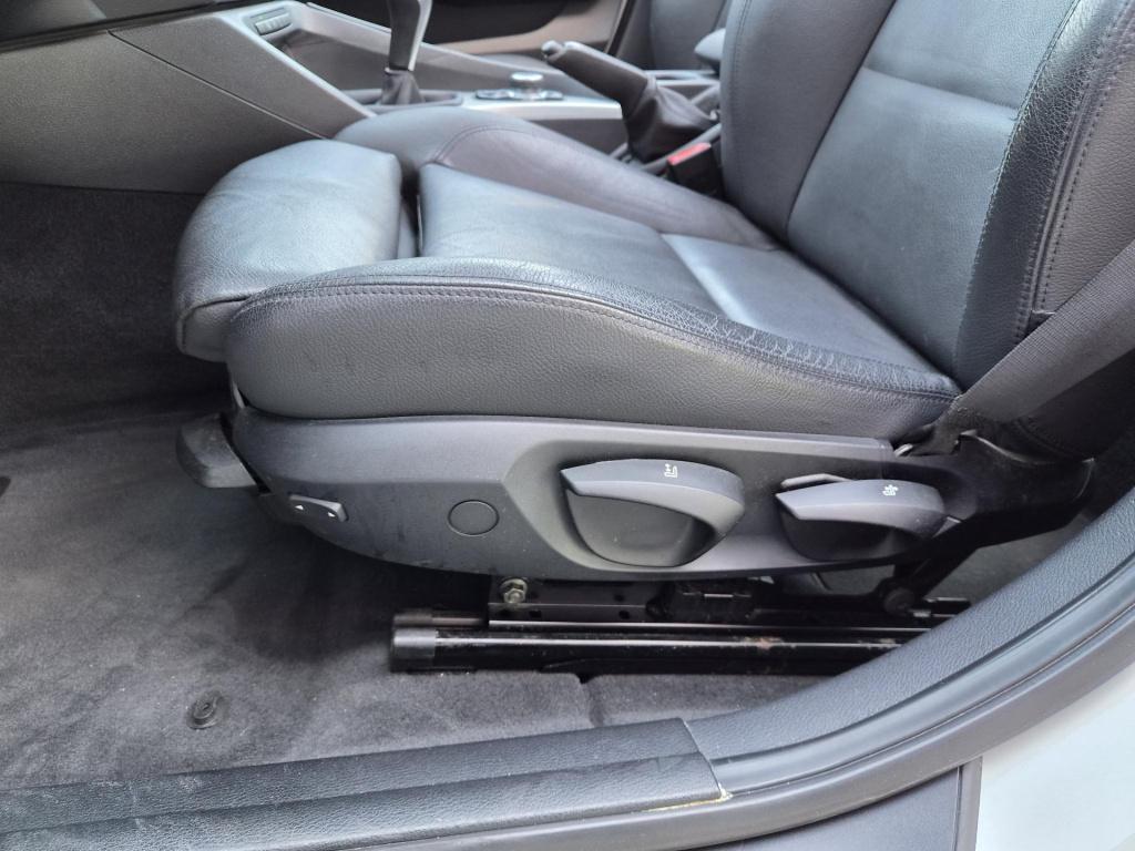 BMW X1 sdrive18i executive