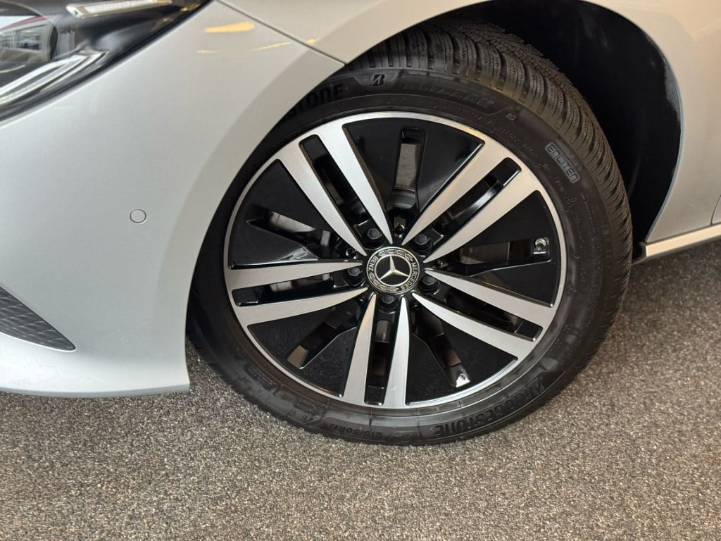 Mercedes-Benz Cla 250 e business solution