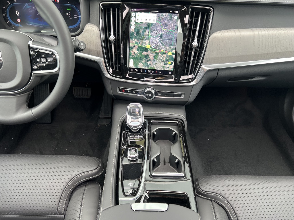 Volvo V90 t6 398pk awd recharge ultimate dark full options !
