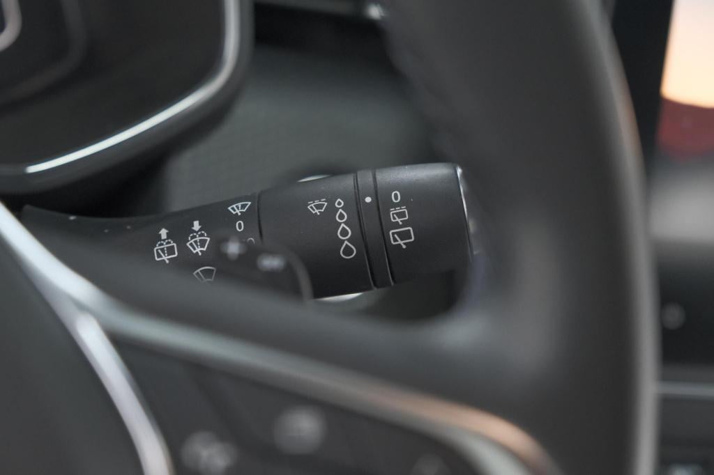 Renault Clio tce 130 edc intens | 360 camera | apple carplay | parkeersenso