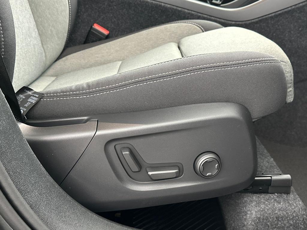 Volvo XC40 b4 gt plus dark | 360 camera |