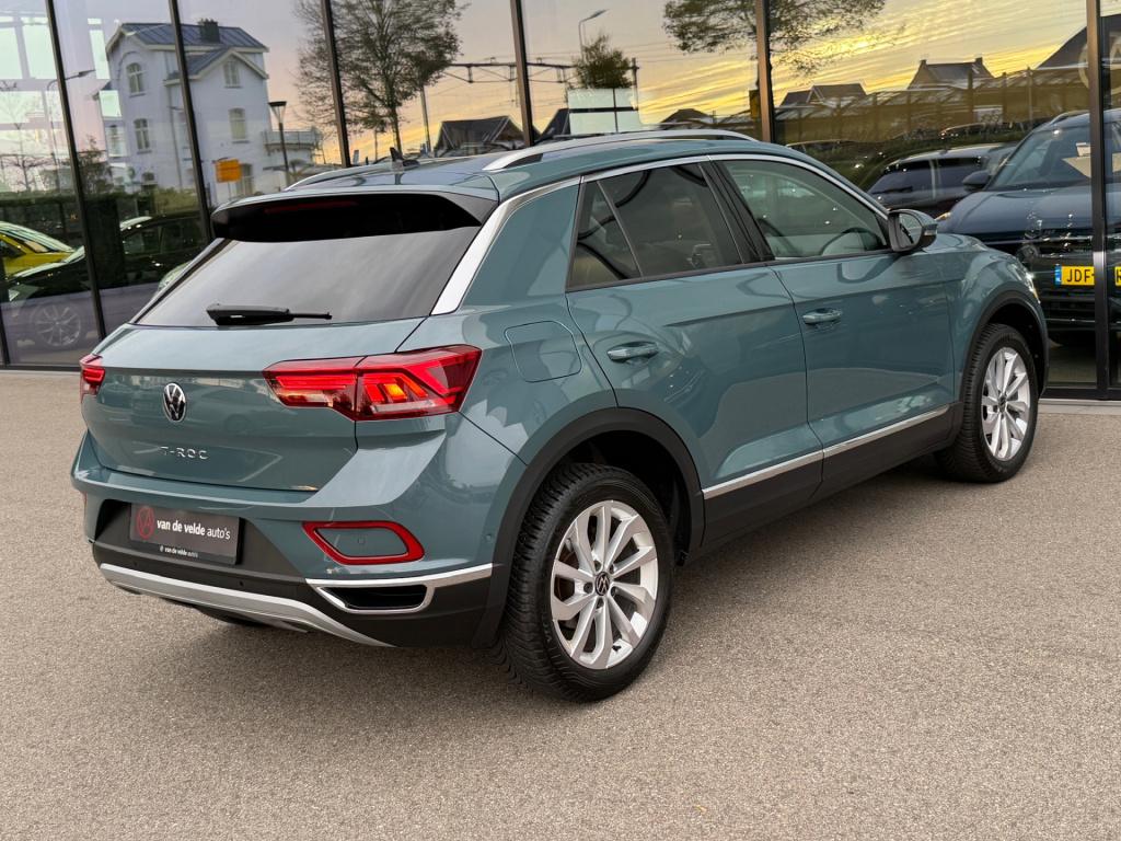 Volkswagen T-roc 1.5 tsi 150pk dsg style | navi | camera | ergo stoel | rij
