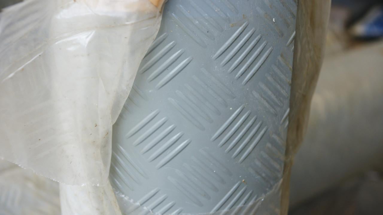 Vloer rubber te koop   grijs traanplaat