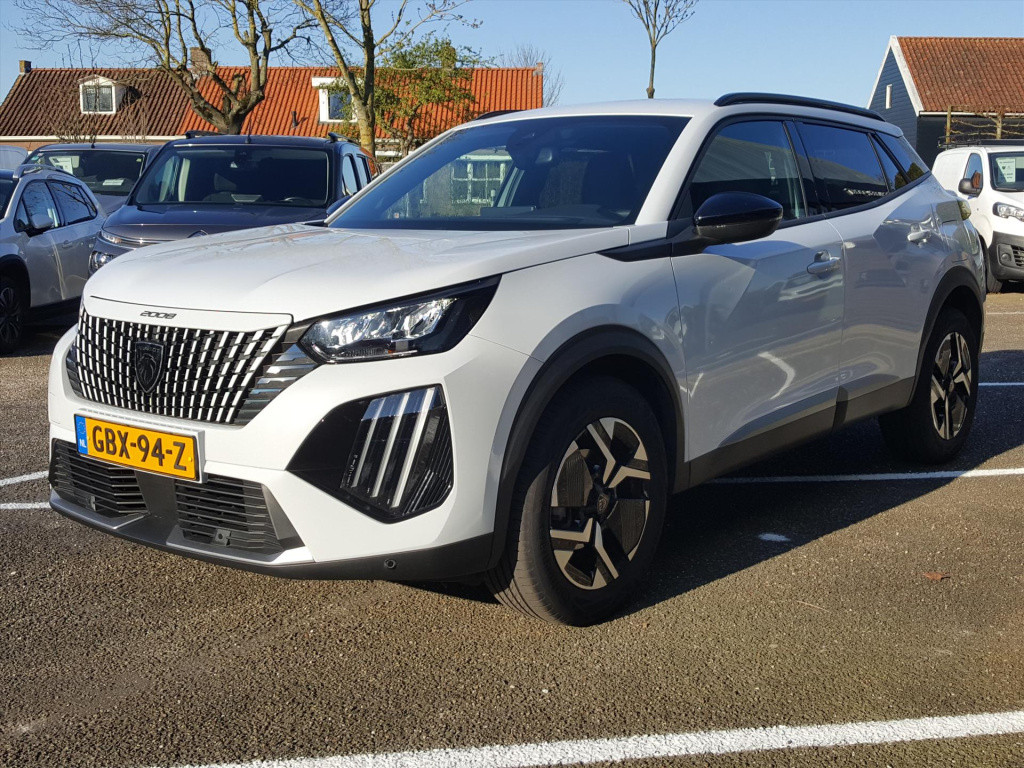 Peugeot 2008 allure 1.2 puretech 100pk navigatie | achteruitrijcamera | app
