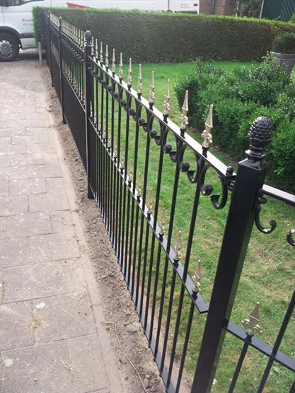 Stalen poorten en hekken op maat gemaakt