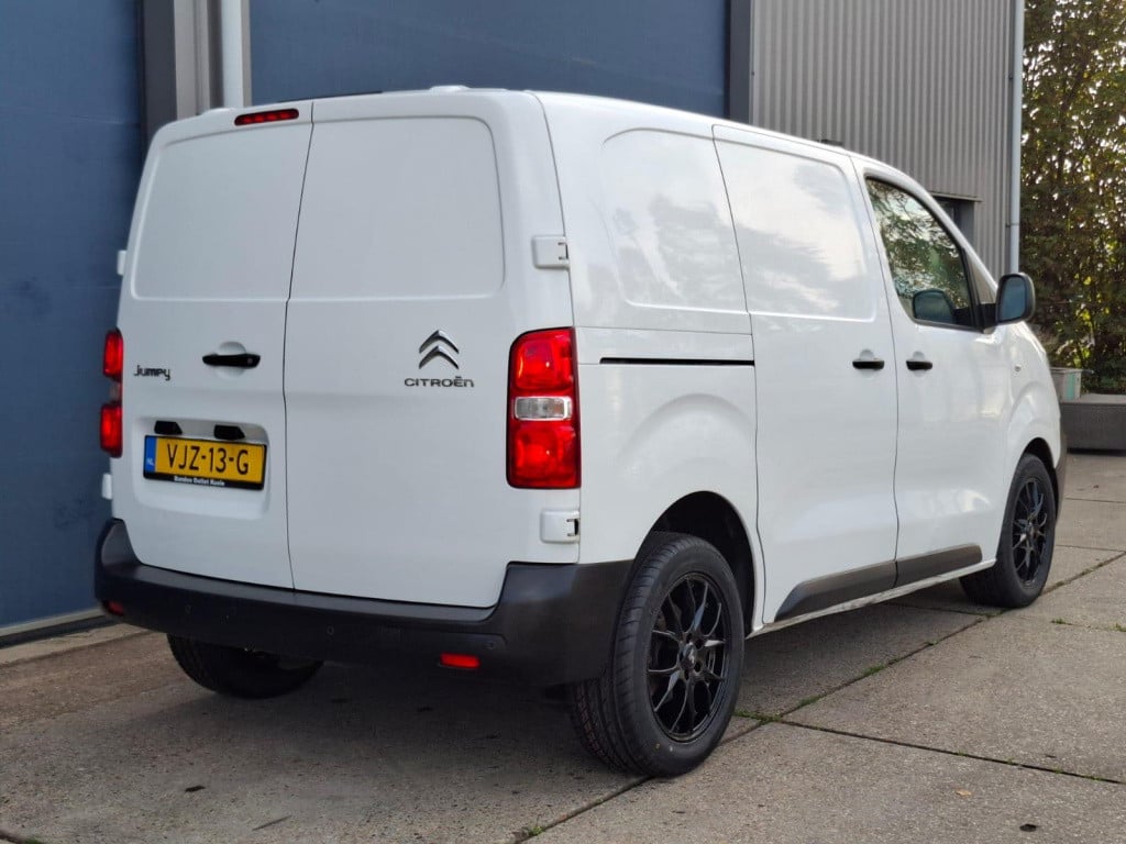 Citroen Jumpy 1.5 bluehdi 100 xs club airco / carplay / navi / cruise contr