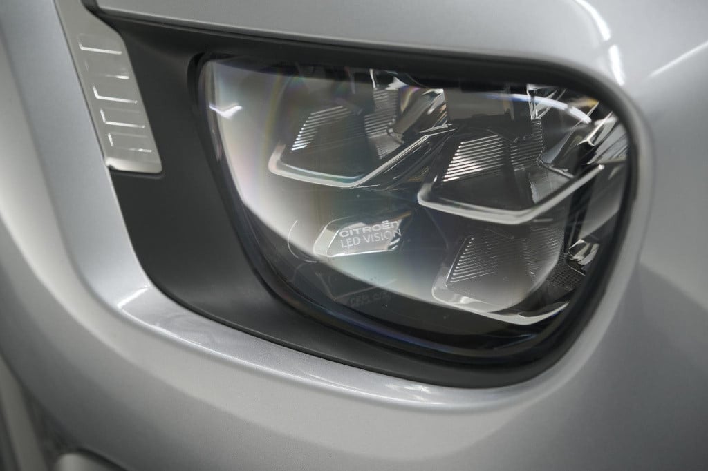 Citroen C3 puretech 110 eat6 max | camera | parkeersensoren | navigatie | a