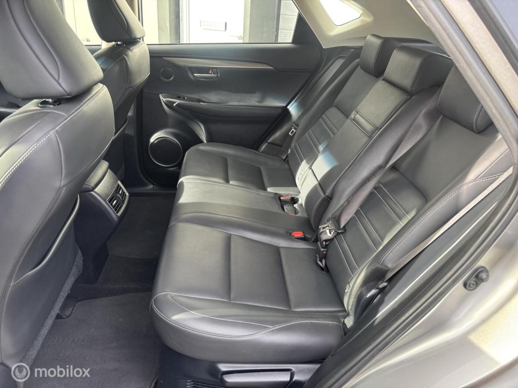 Lexus Nx 300h awd luxury line