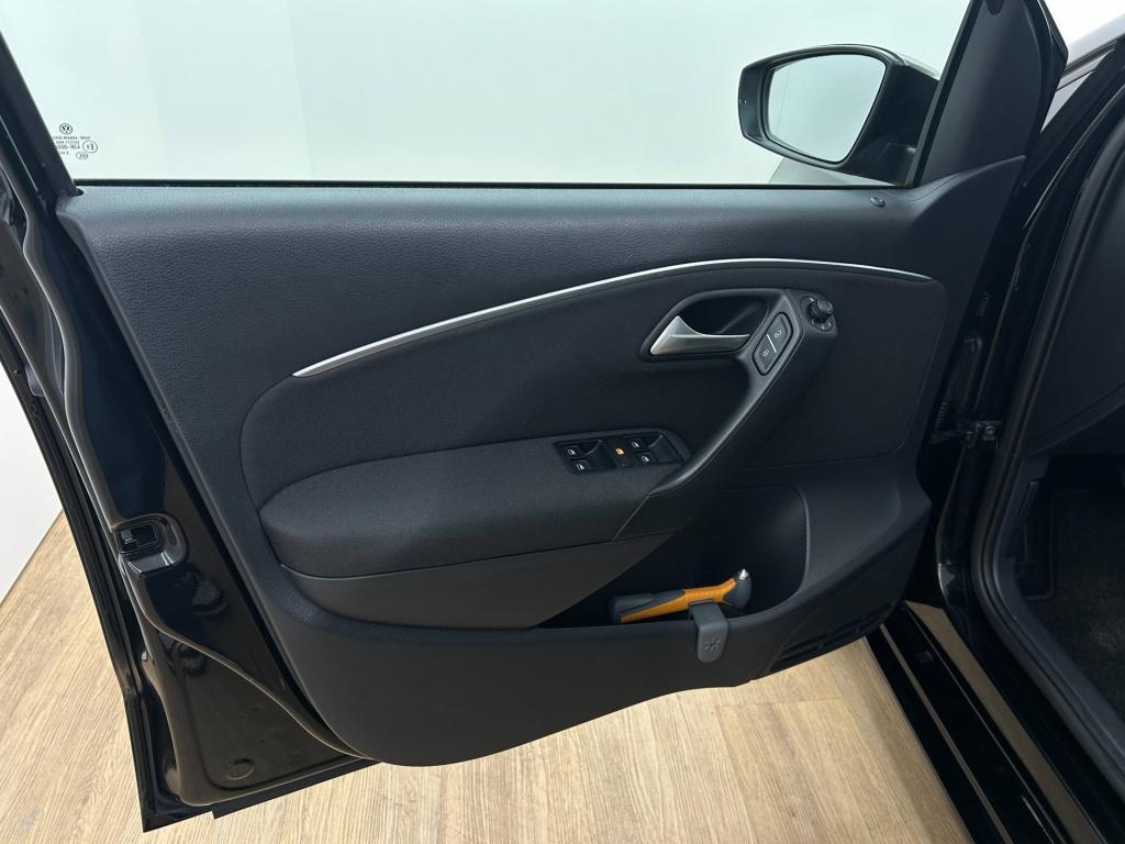 Volkswagen Polo occasion 1.0 comfortline edition | zwart | tweedehands volk