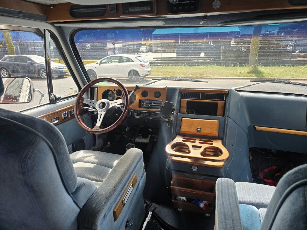 Gmc 2500 vandura bus / camper  V8 automaat  lpg
