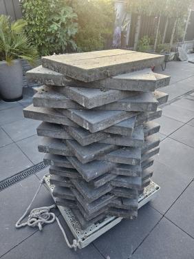 Terras tegels gratis +_ 11m2
