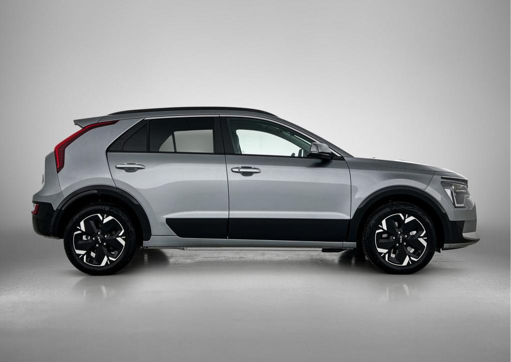 Kia Niro Ev air 64.8 kwh | company car | 10 jaar garantie | parkeercamera |
