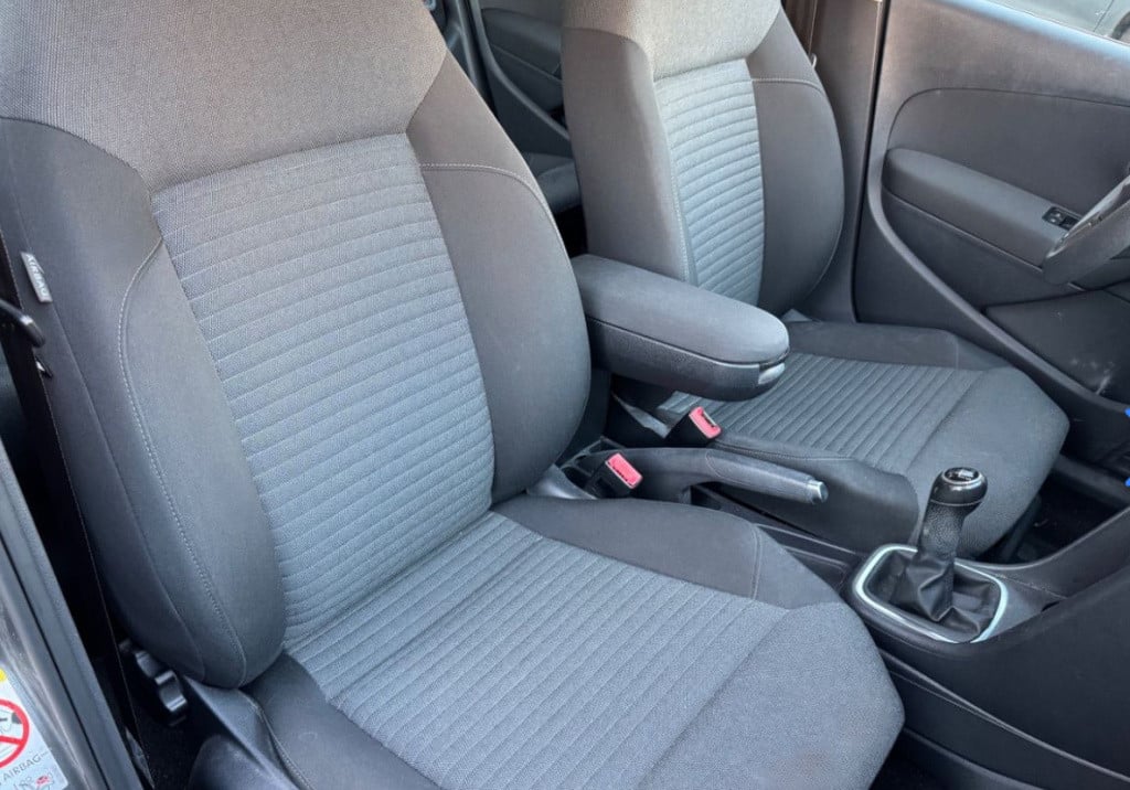 Volkswagen Polo 1.2 tsi 90pk | airco & cruise | zeer netjes | rijklaar! | 6