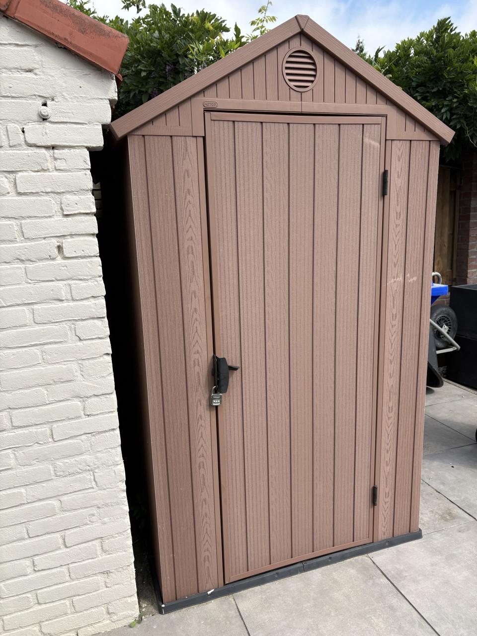 Tuinhuis keter darwin 46 bruin