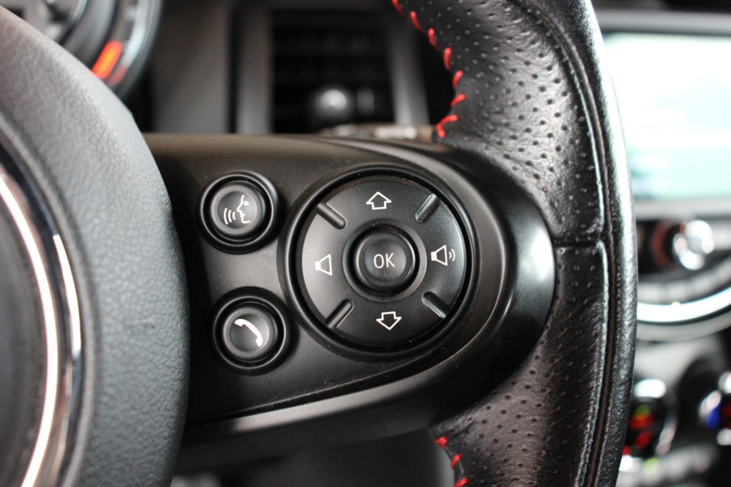 Mini Cooper mini 1.5 | john cooper works pakket | jcw stoelen | parkeersens