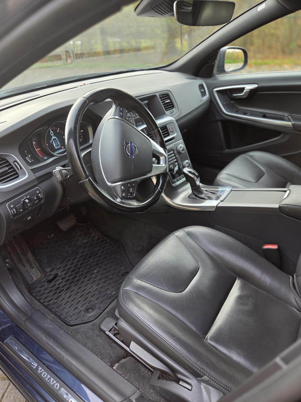 Volvo V60 D2 115pk Start/stop Powershift 2014 Blauw