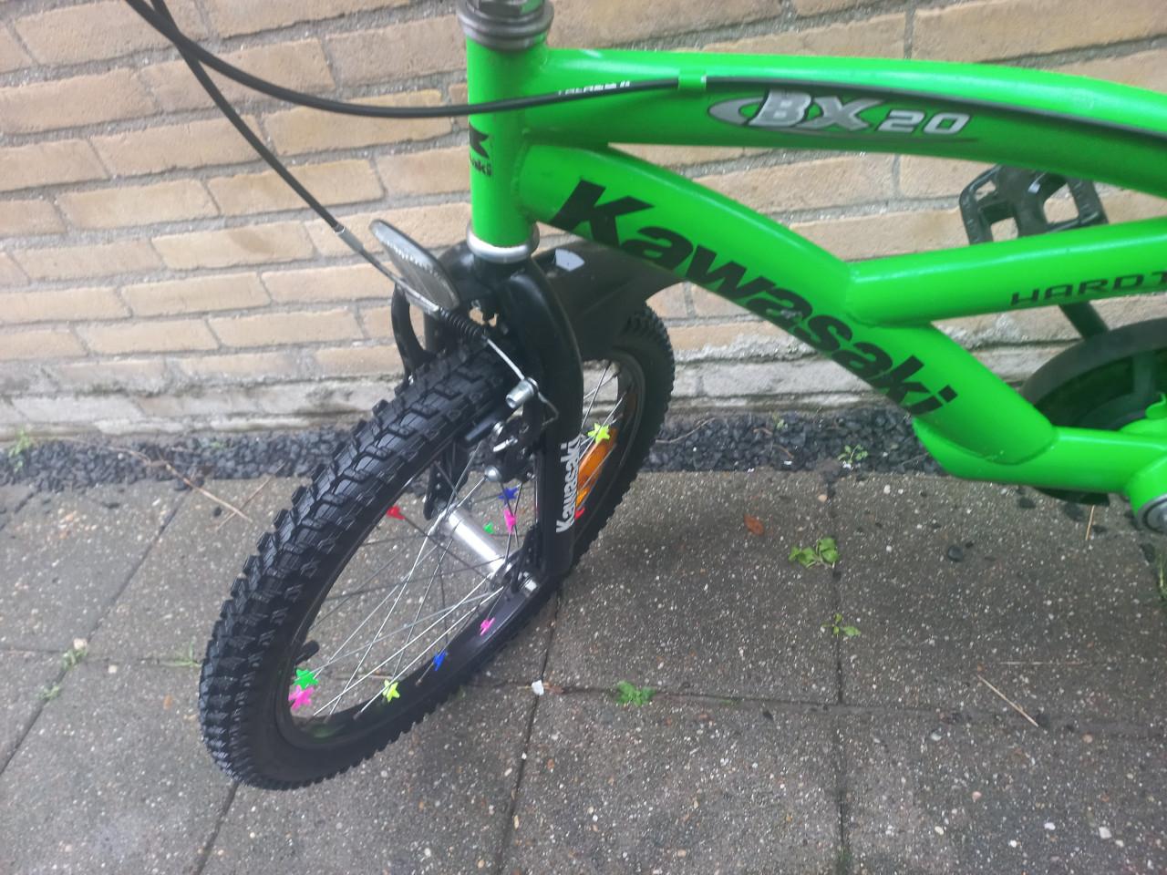 Te koop 20 inch cross fietsje
