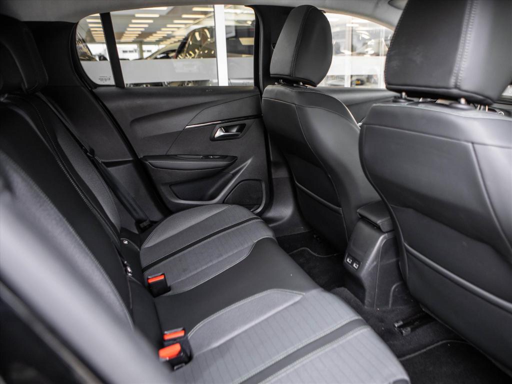 Peugeot 208 1.2 puretech 100pk eat8 allure