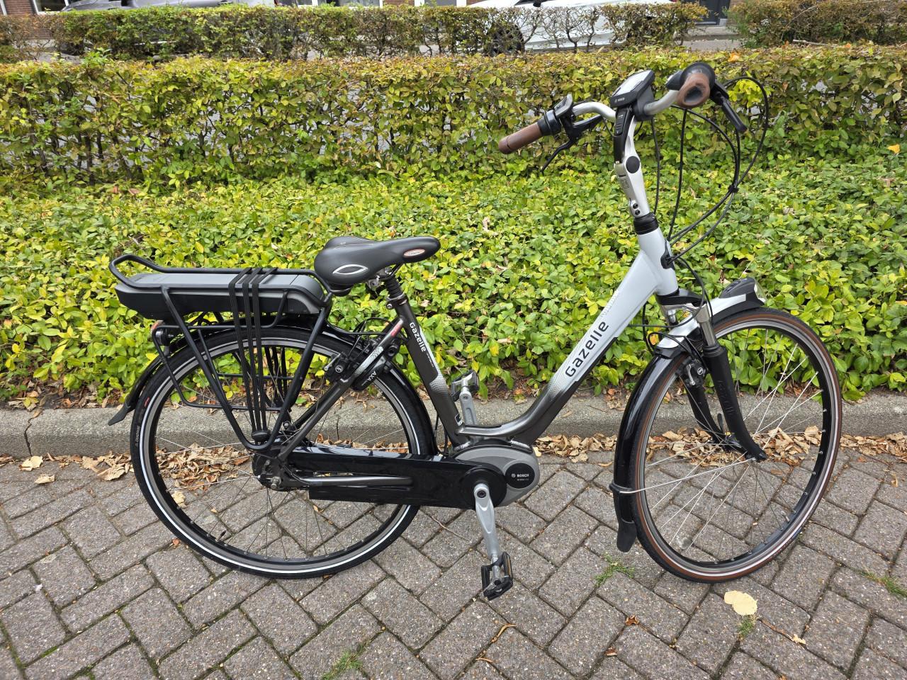 Schitterende Gazelle Orange met Bosch middenmotor