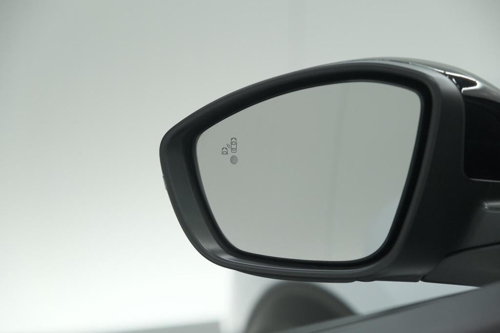 Peugeot 2008 puretech 130 eat8 gt | 360 camera | adaptieve cruise control |