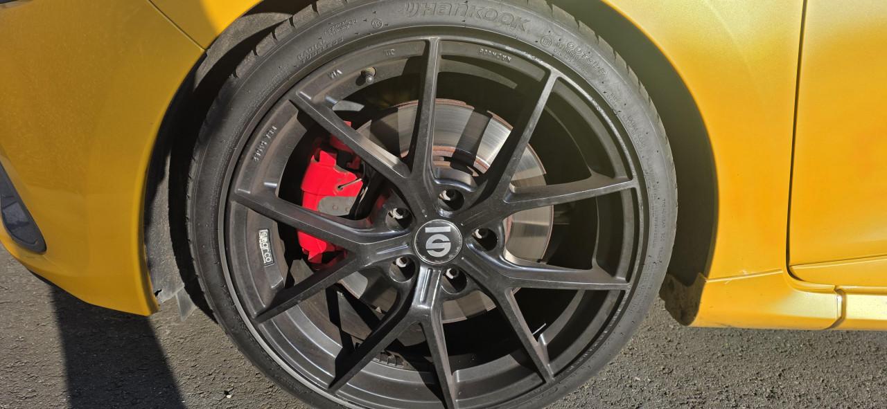 18" zwarte sparco velgen