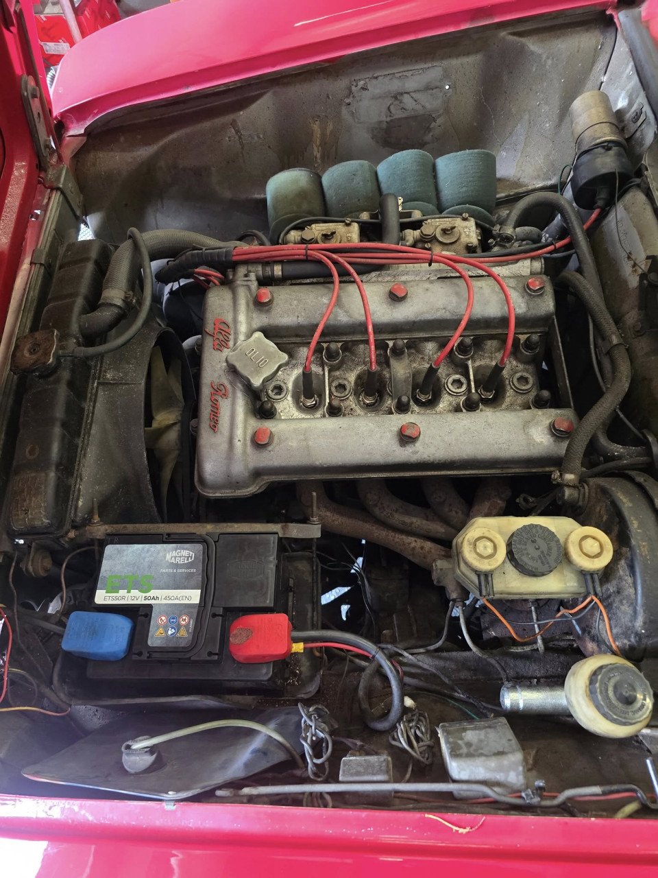 Alfa romeo 1300 gt junior  Bouwjaar 1973  Apk en Wegenbelasting vrij