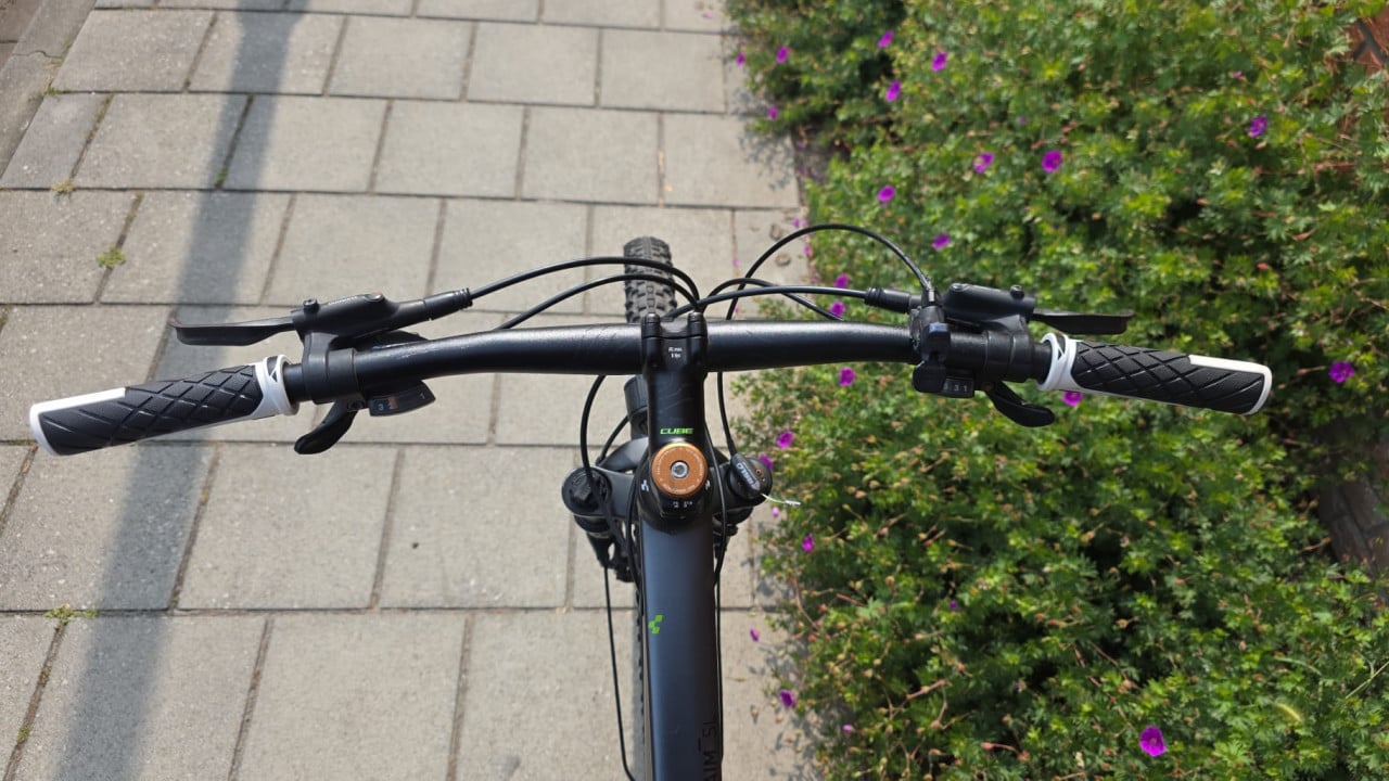 CUBE | AIM SL | 27.5 INCH | FRAME 41 CM | 3x9 | NETTE STAAT!