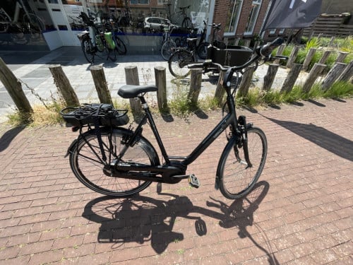 Batavus Wayz Ego Bosch middenmotor Elektrische fiets nette staat !!