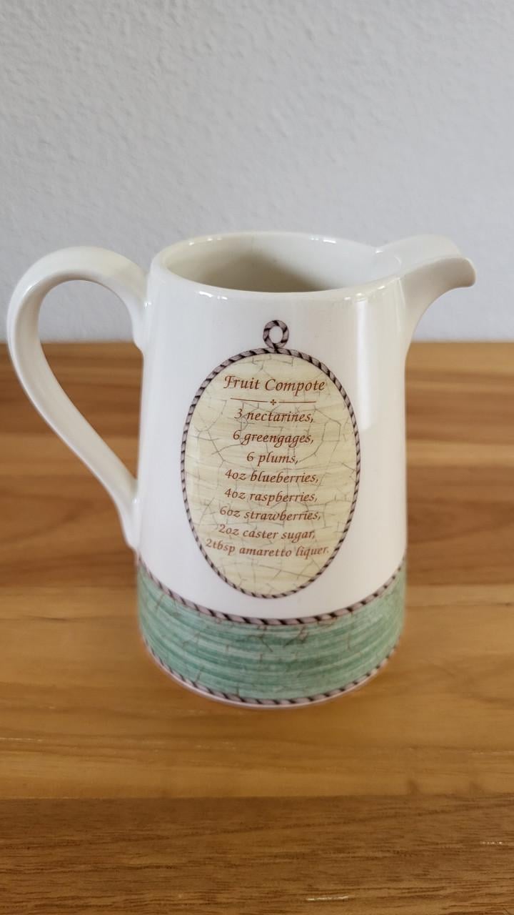 Wedgwood Sarah's Garden melkkan h 11 cm