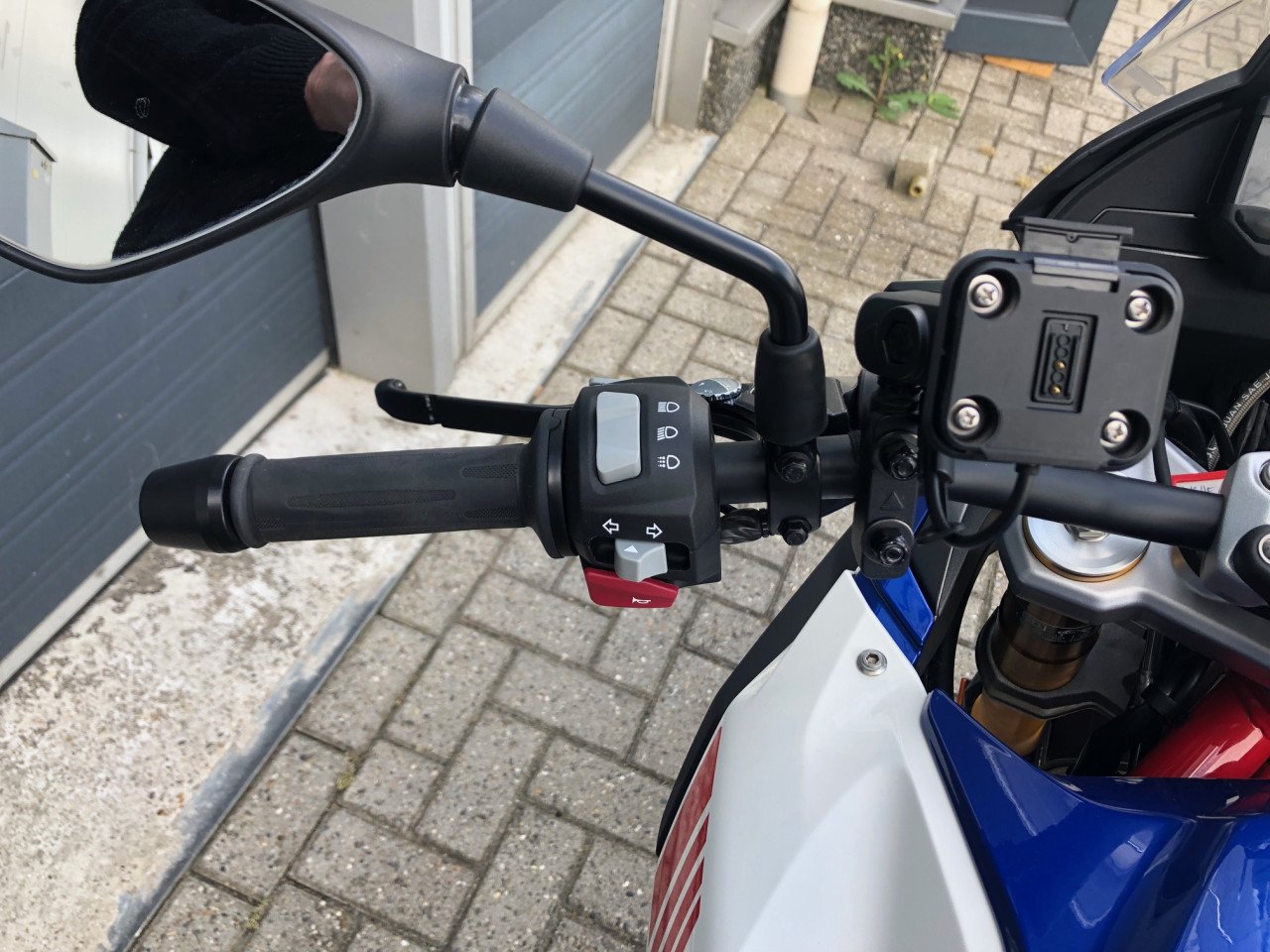 BMW G310GS ABS, bj 2023 met 13dkm, valbeugels, tassen etc, rijklaar €5250,-
