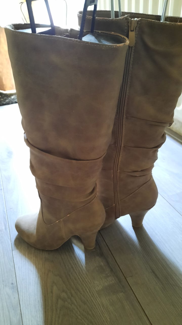 Laarzen beige