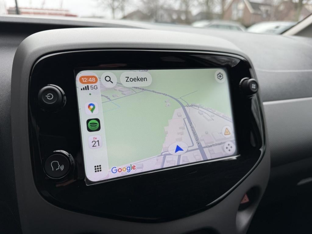 Peugeot 108 1.0 e-vti active // apple carplay android auto //