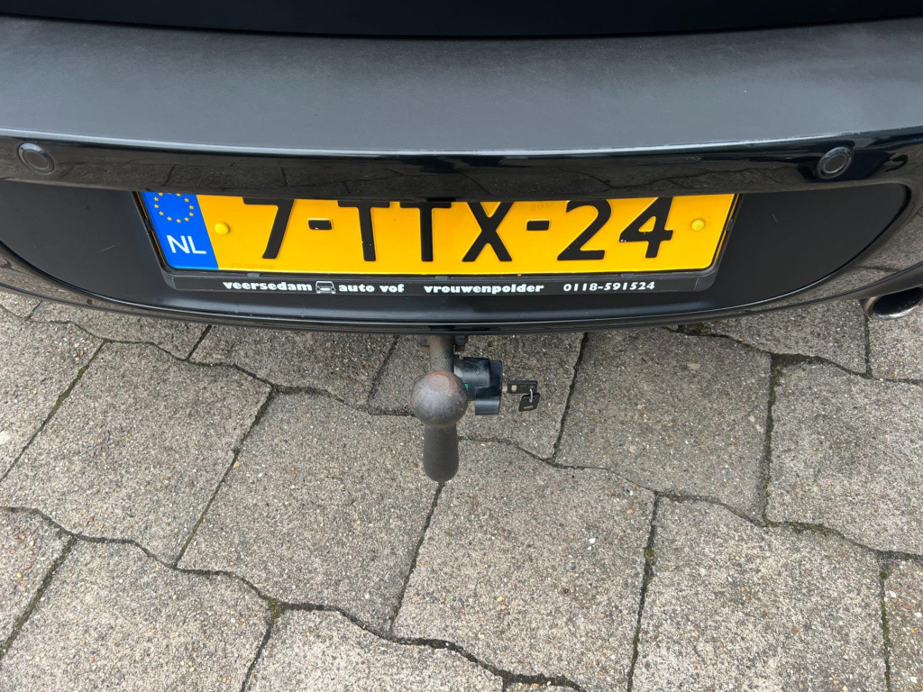 Mini Countryman mini 1.6 cooper pepper colour line black div. extra's