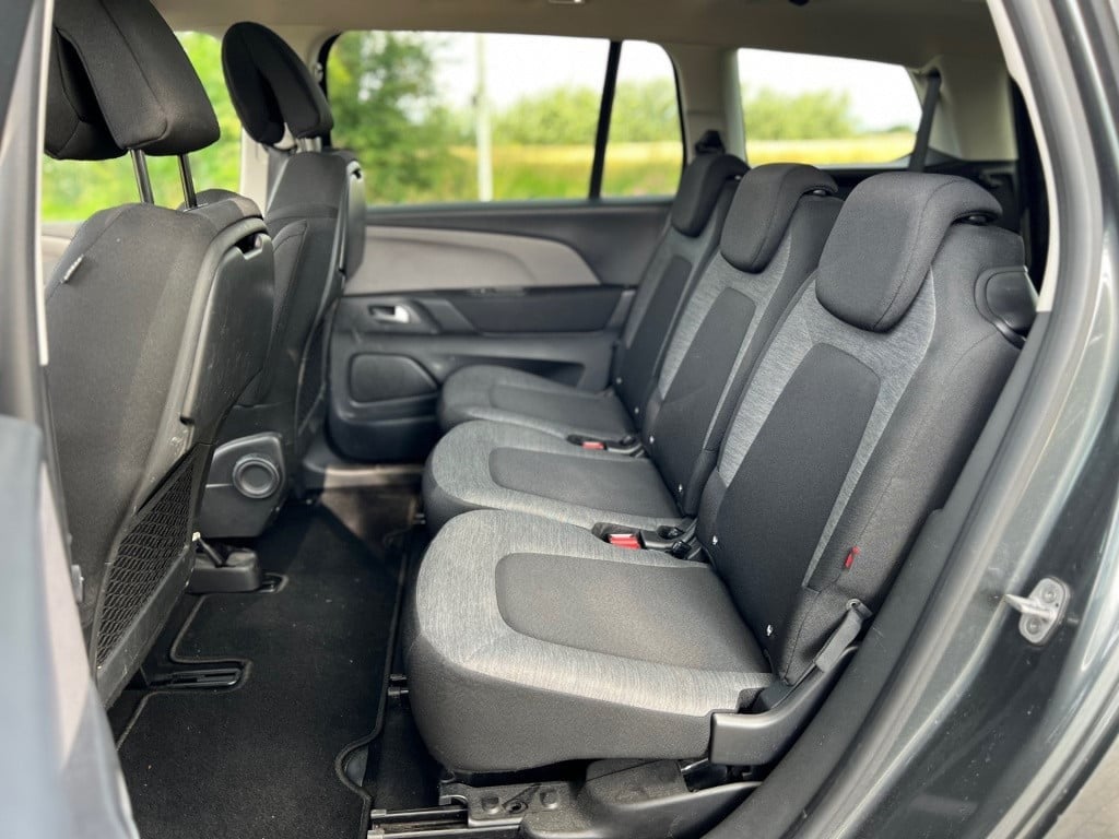 Citroen C4 7-persoons nieuwe apk