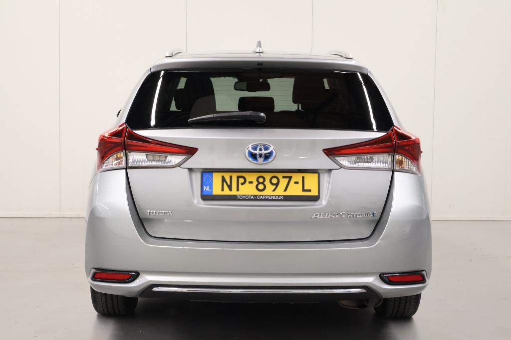 Toyota Auris touring sports 1.8 hybrid dynamic