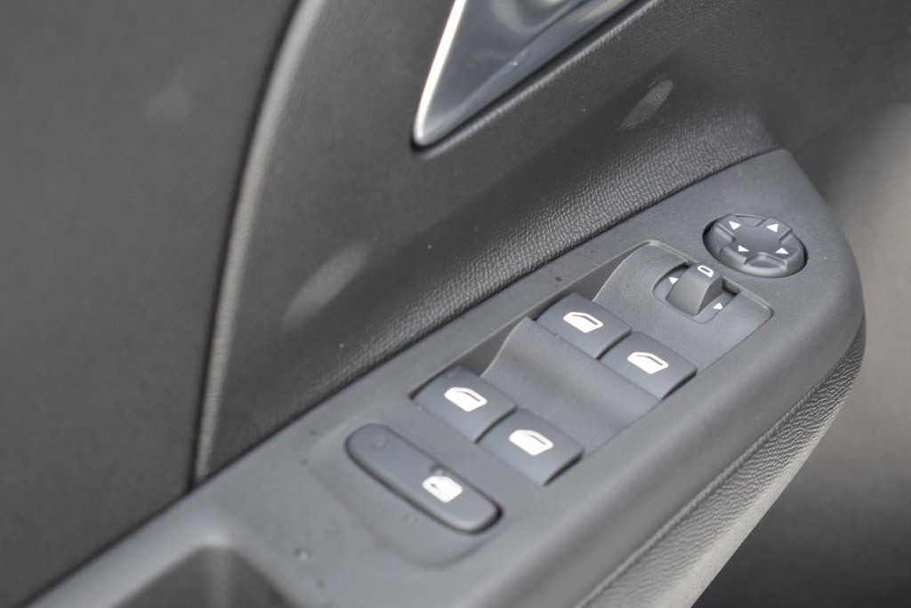 Opel Corsa 1.2 edition 75 pk | cruise| apple carplay/android auto | lmv | b