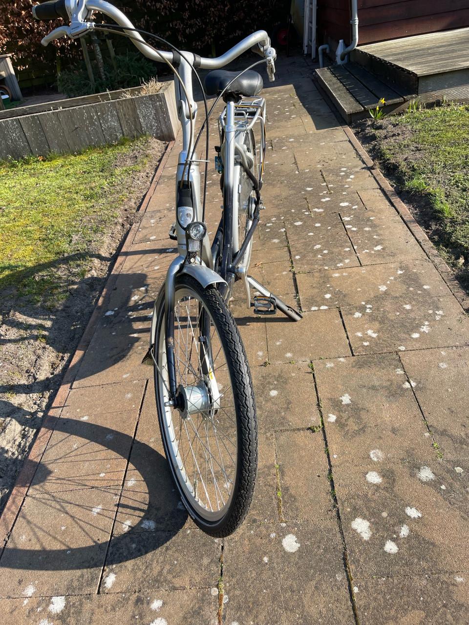 Kleine damesfiets Sparta met lage instap