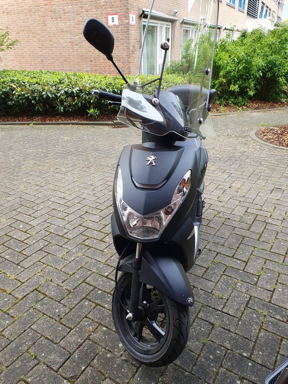 Peugeot Kisbee